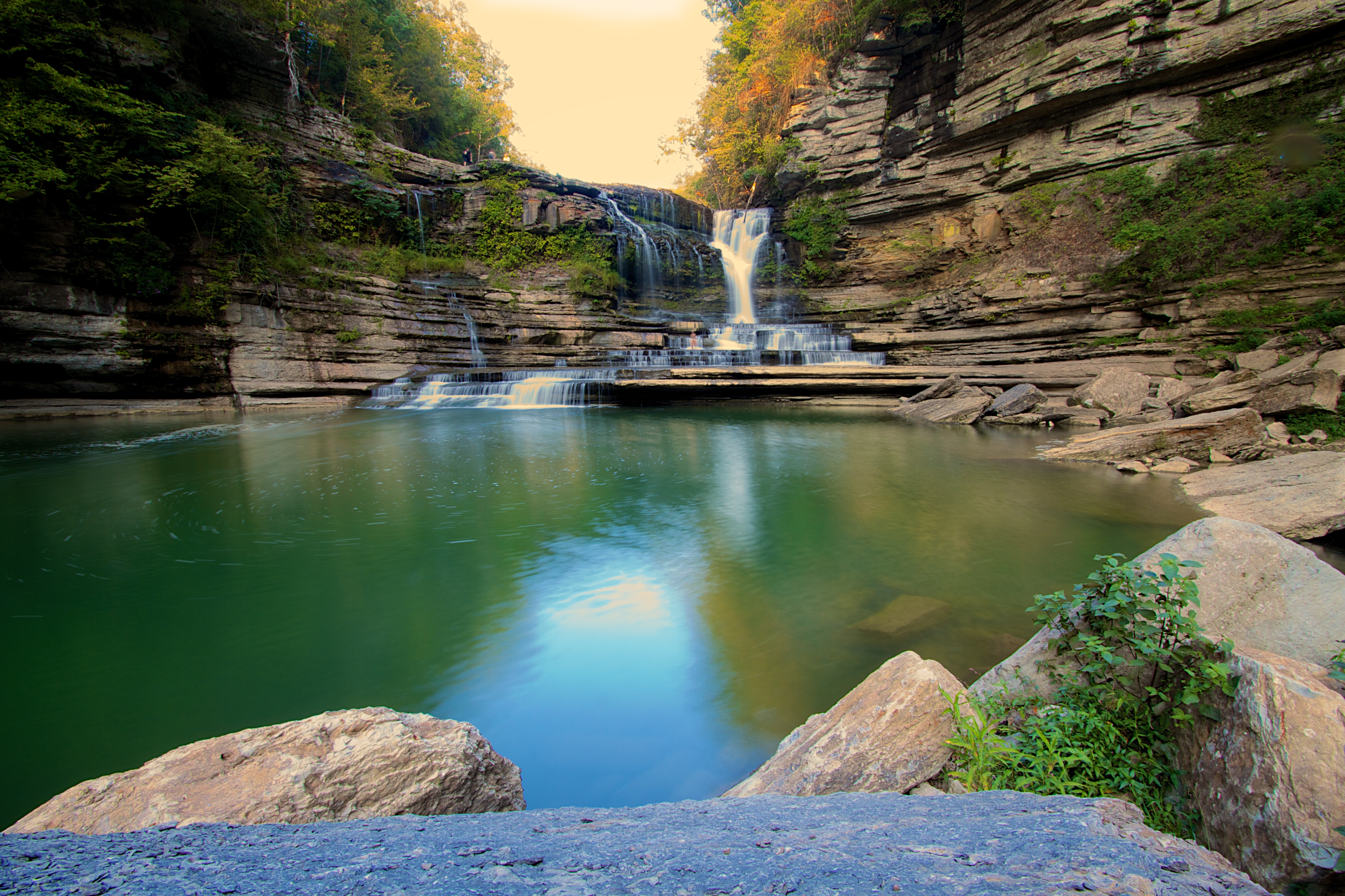 Cummins Falls waterfall view