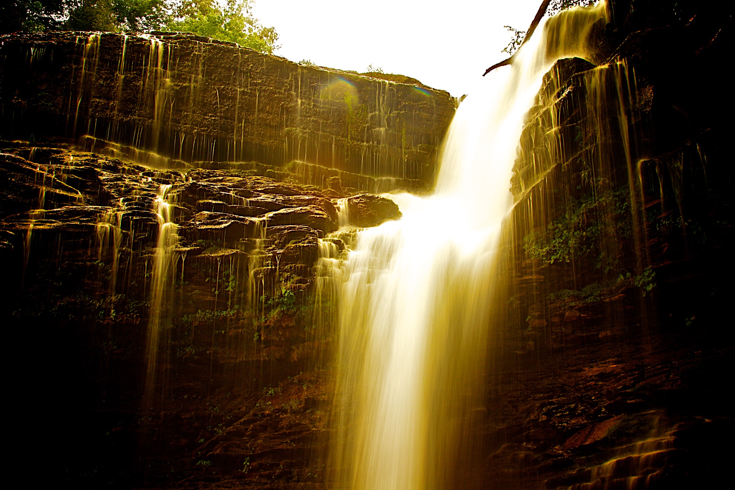 Cummins Falls waterfall in Jackson County, Tennessee