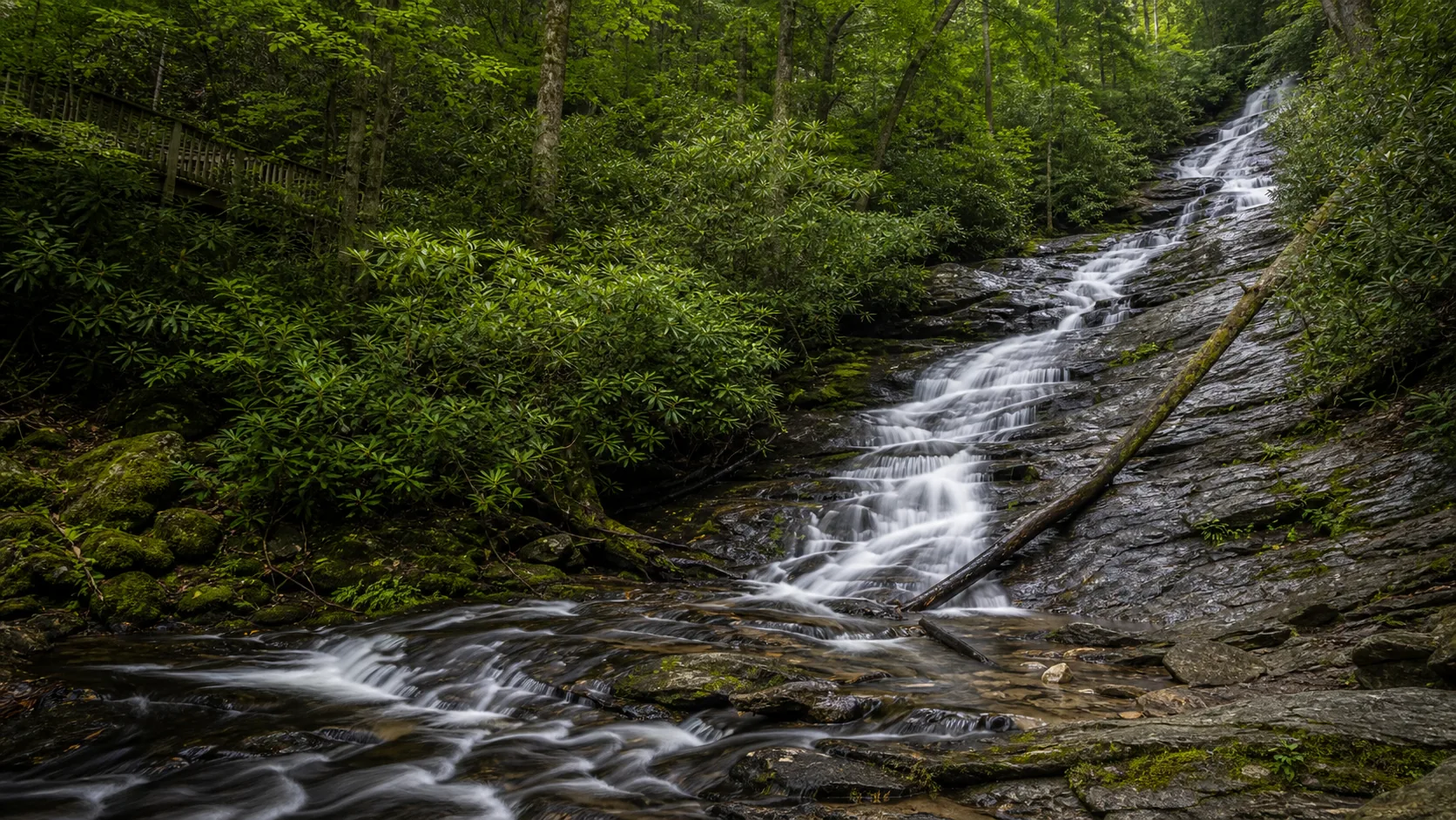Dukes Creek Falls waterfall guide