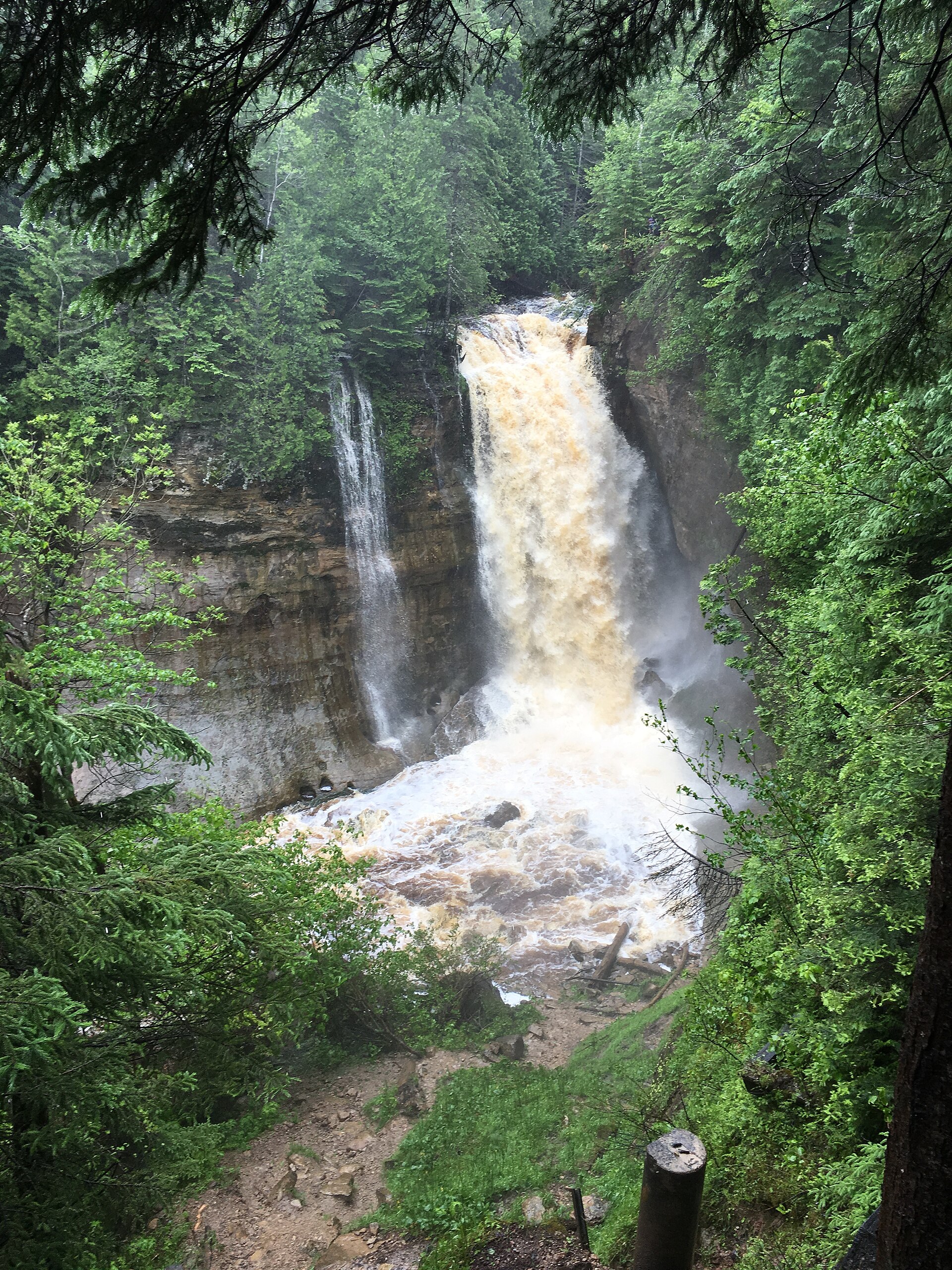 Miners Falls waterfall near Munising Township, Michigan