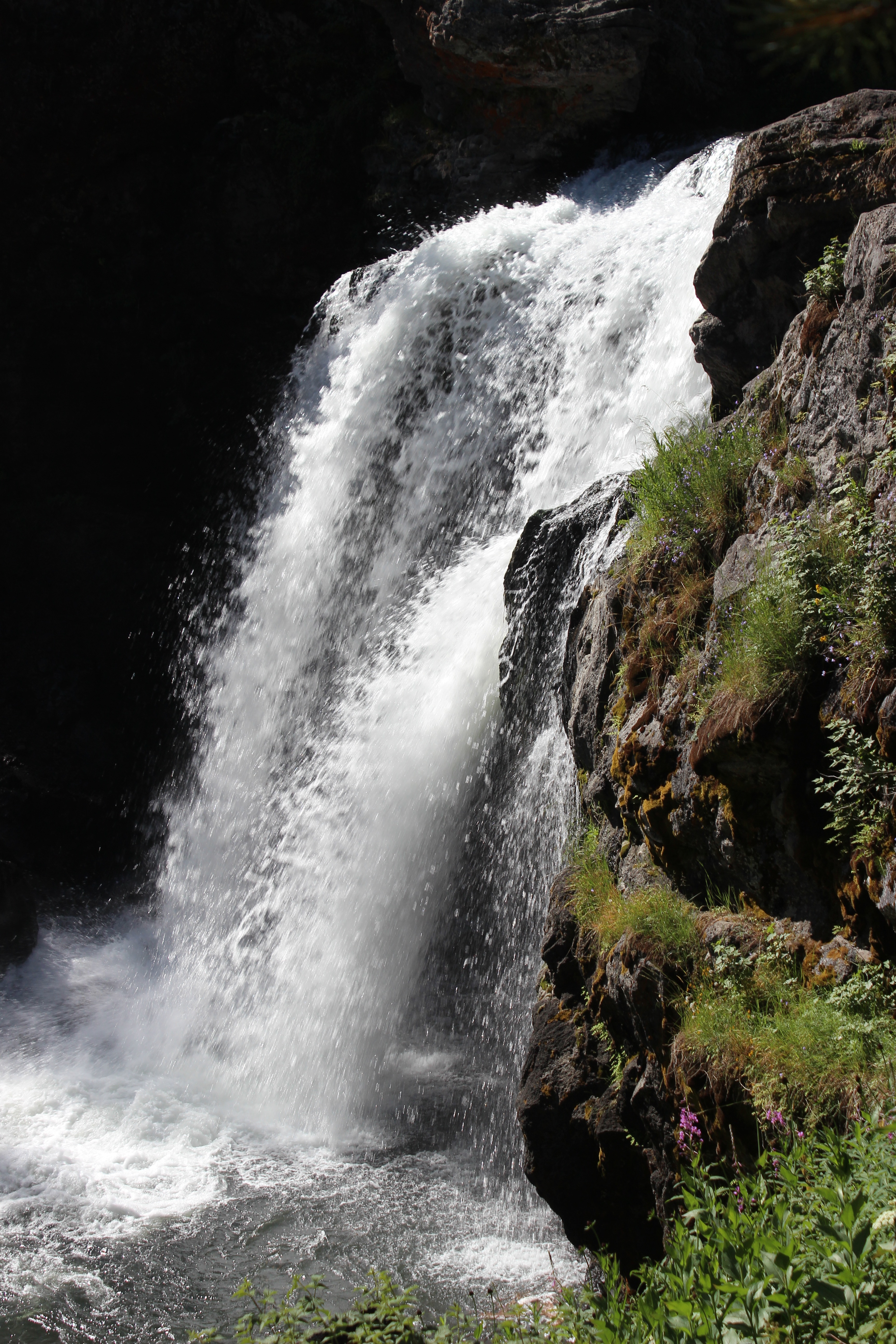 Moose Falls waterfall view