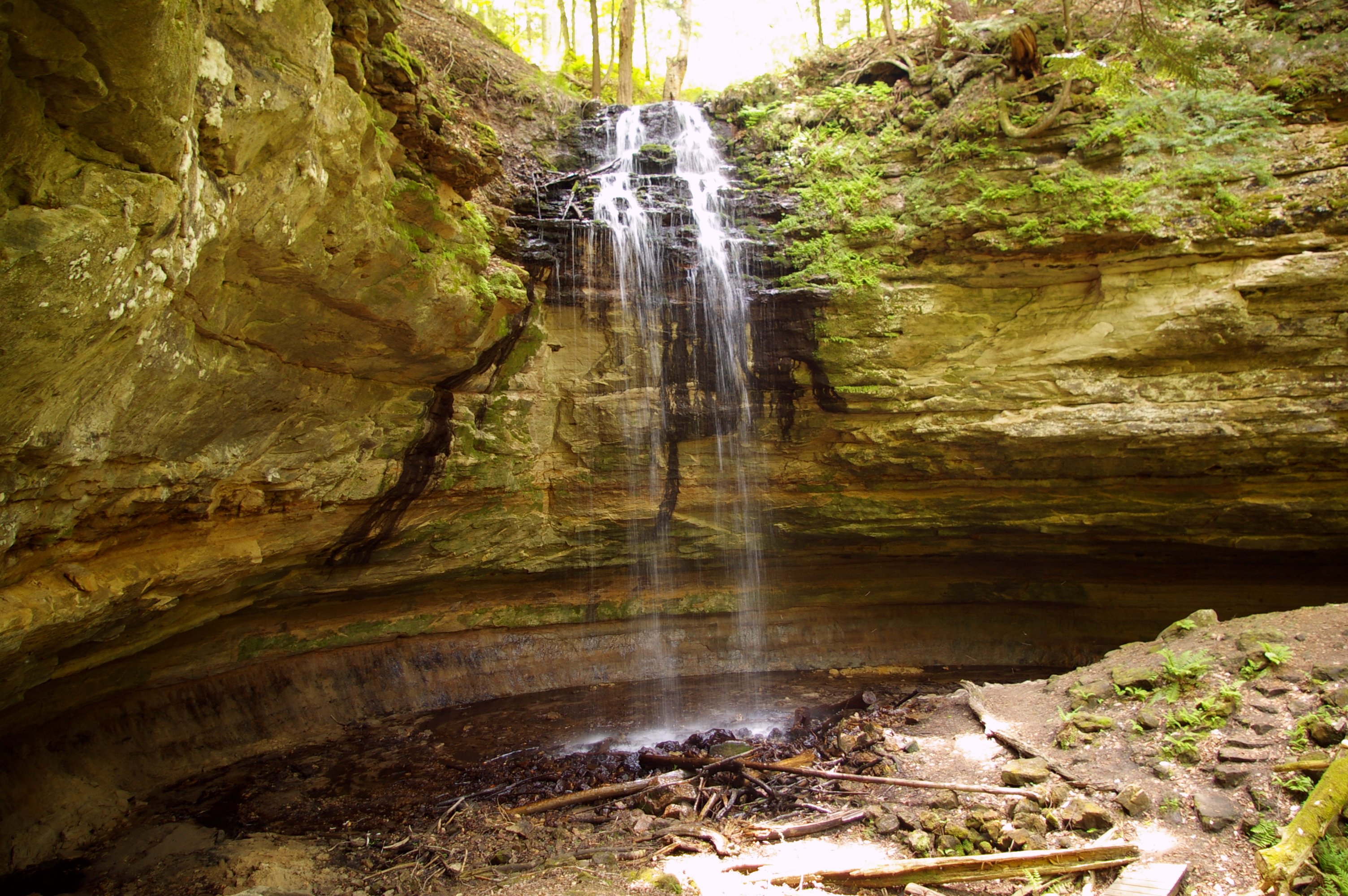 Tannery Falls waterfall view