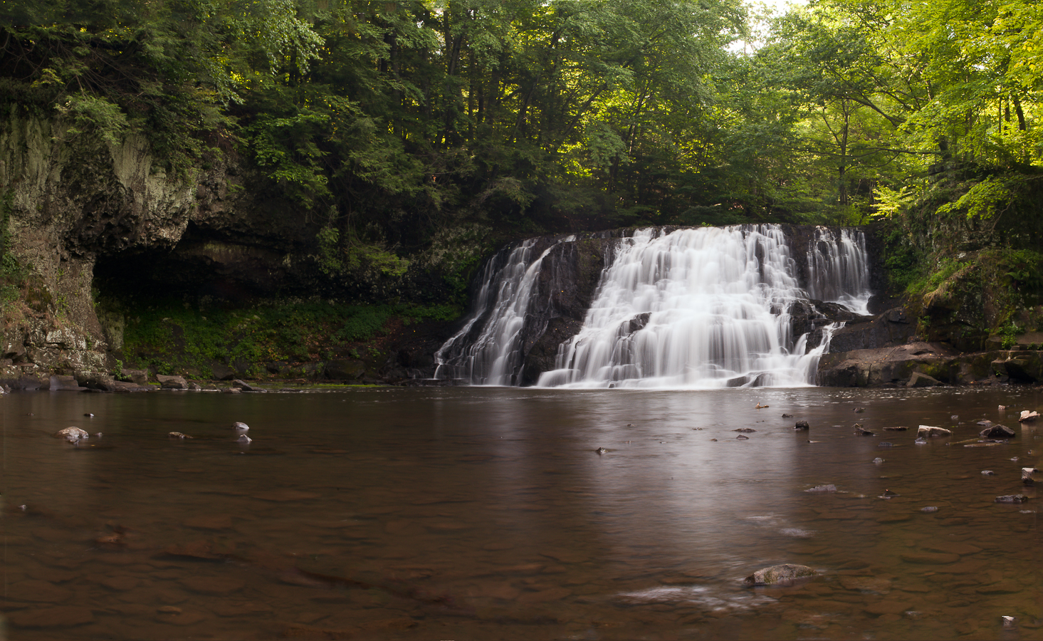 Wadsworth Falls State Park in summer or green-season visit